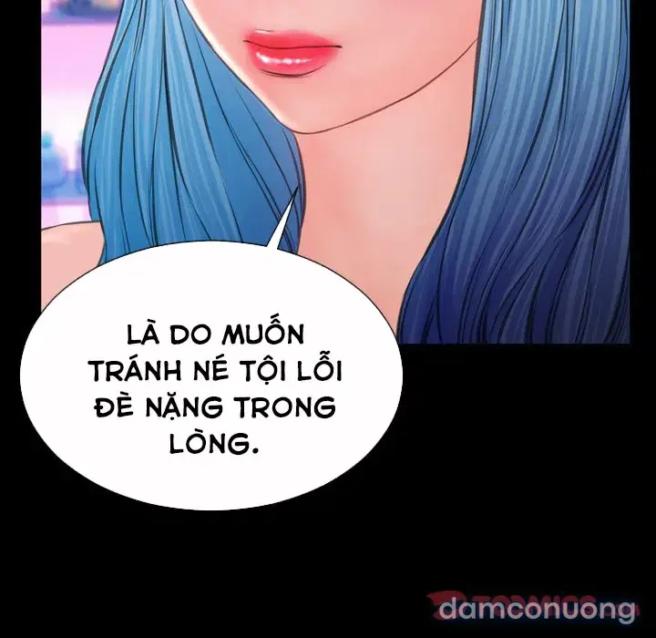 Em gái bán hàng sextoy 