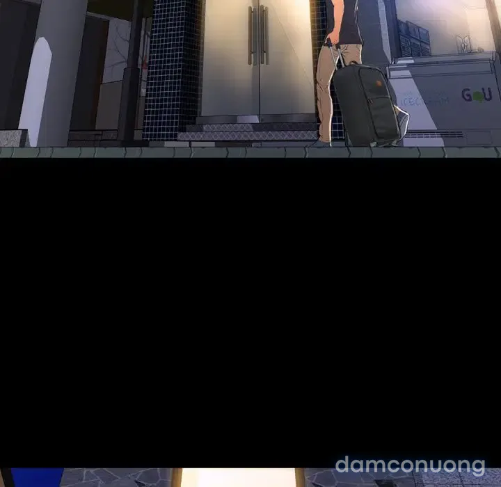 Em gái bán hàng sextoy 