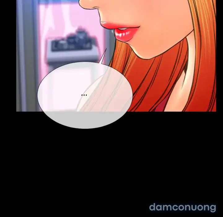 Em gái bán hàng sextoy 