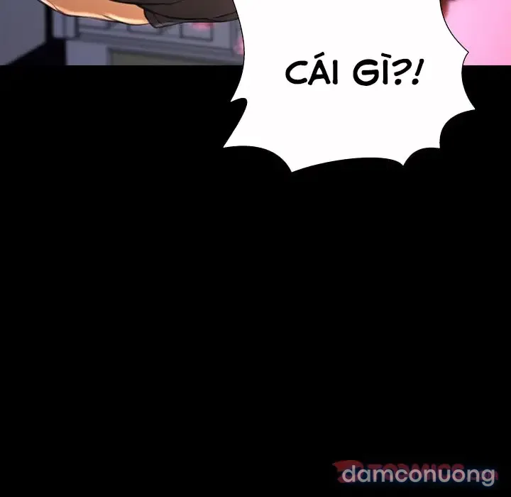 Em gái bán hàng sextoy 