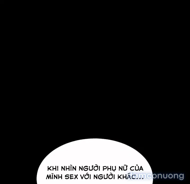 Em gái bán hàng sextoy 