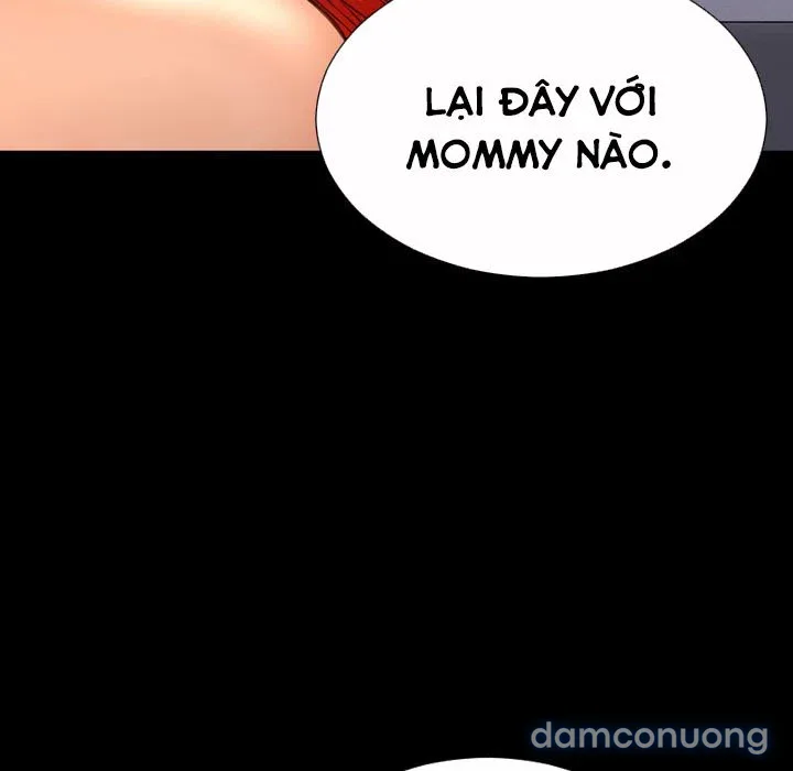 Em gái bán hàng sextoy 