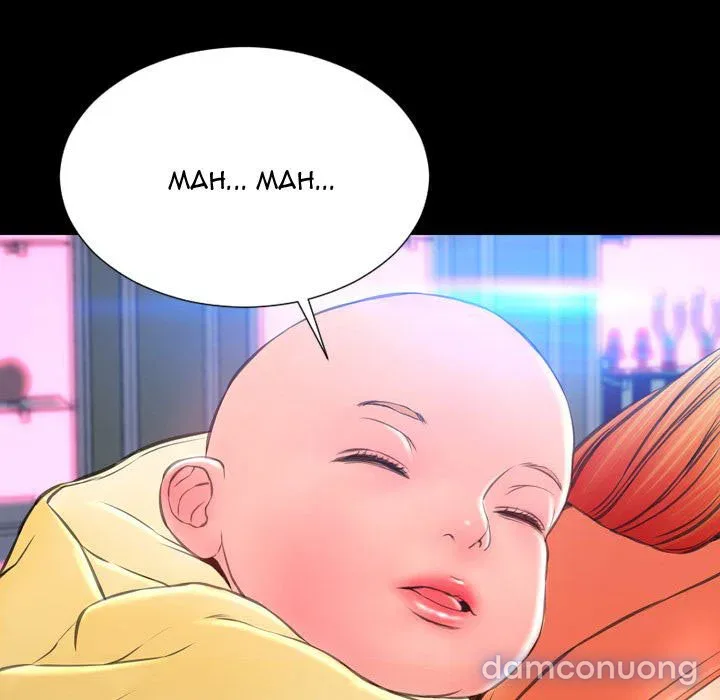 Em gái bán hàng sextoy 