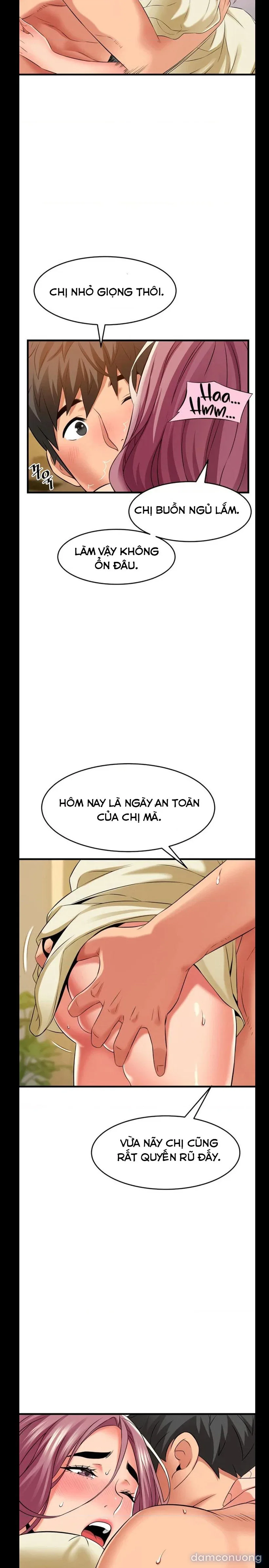 Hẻm sau nhà 