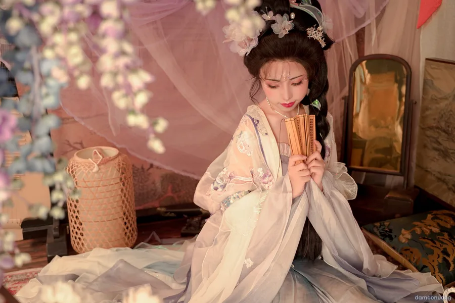 Lệ Phi nương nương 