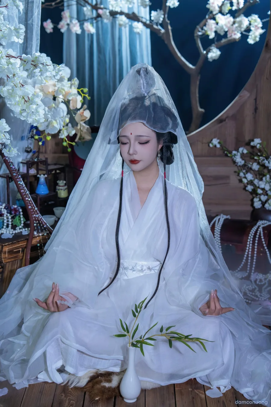 Cosplay Quan Âm Bồ Tát 