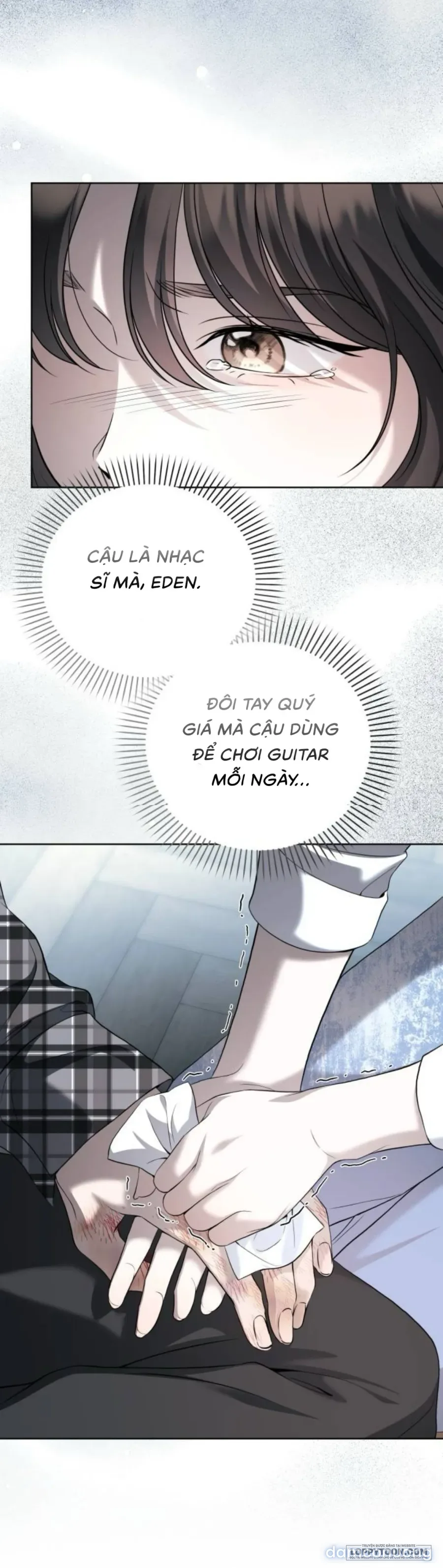 Đôi Mắt Xanh Nhạt 