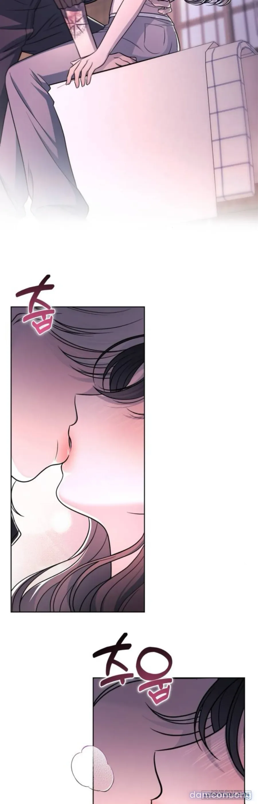 Đôi Mắt Xanh Nhạt 