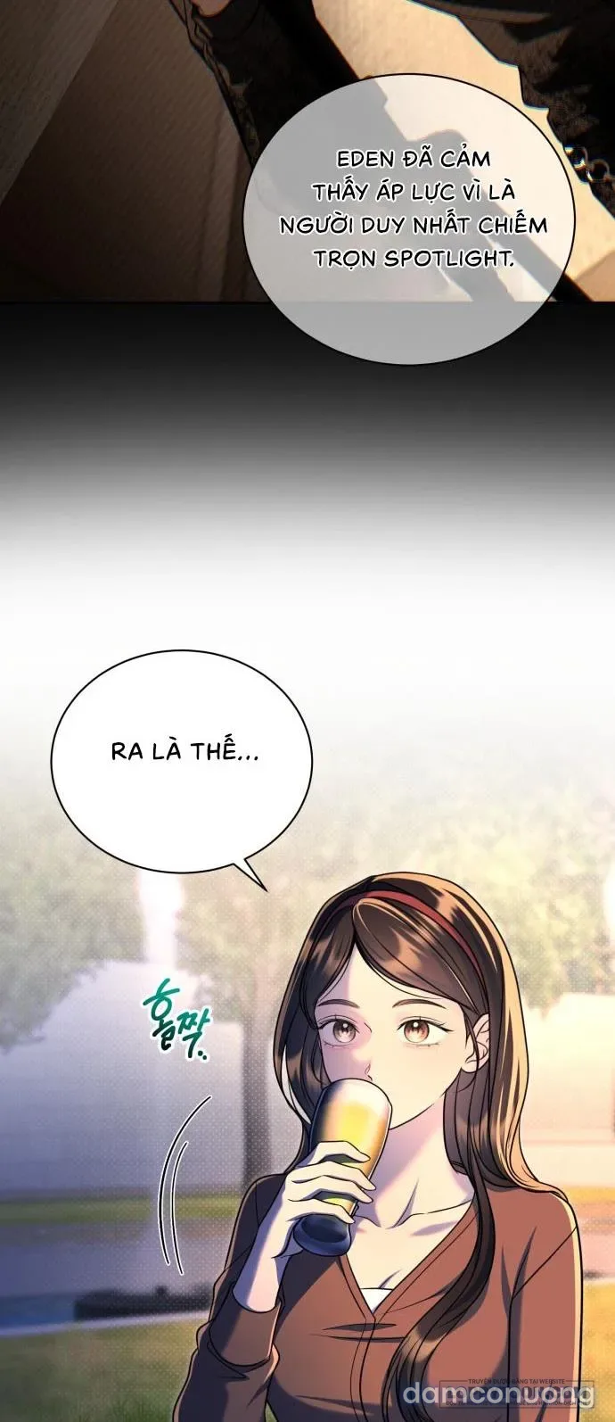 Đôi Mắt Xanh Nhạt 