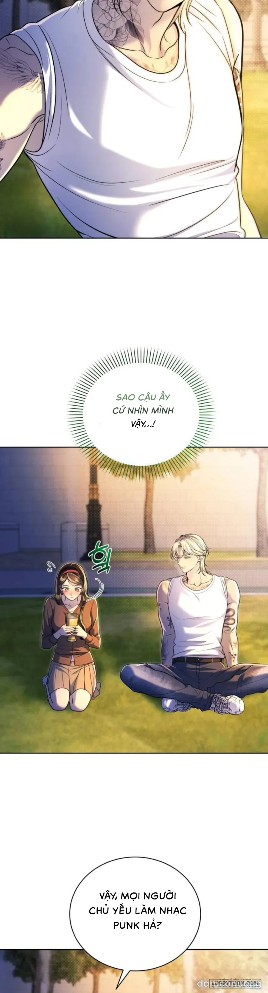 Đôi Mắt Xanh Nhạt 