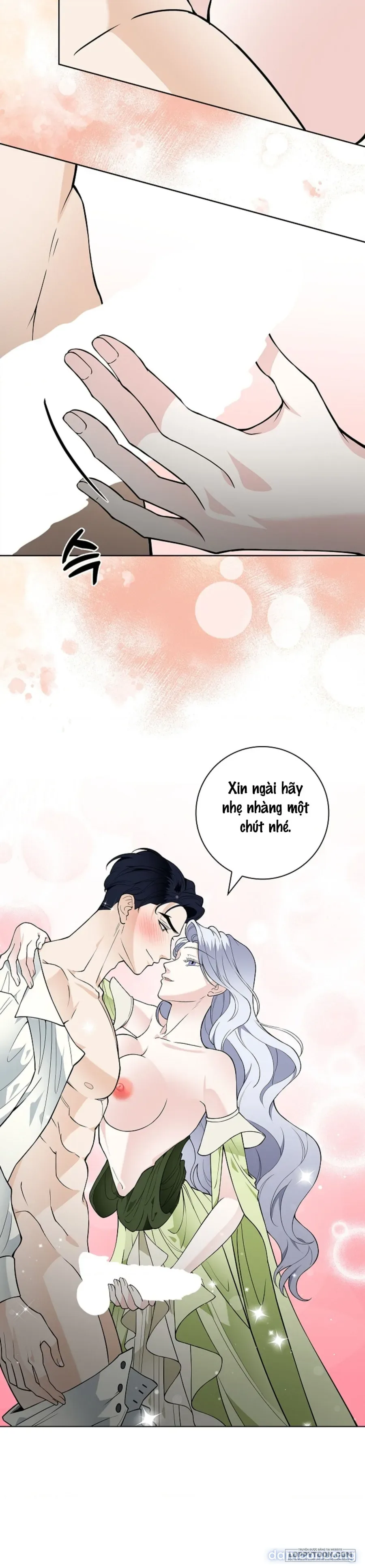 Cánh Hoa Ướt Đẫm Của Thánh Nữ 