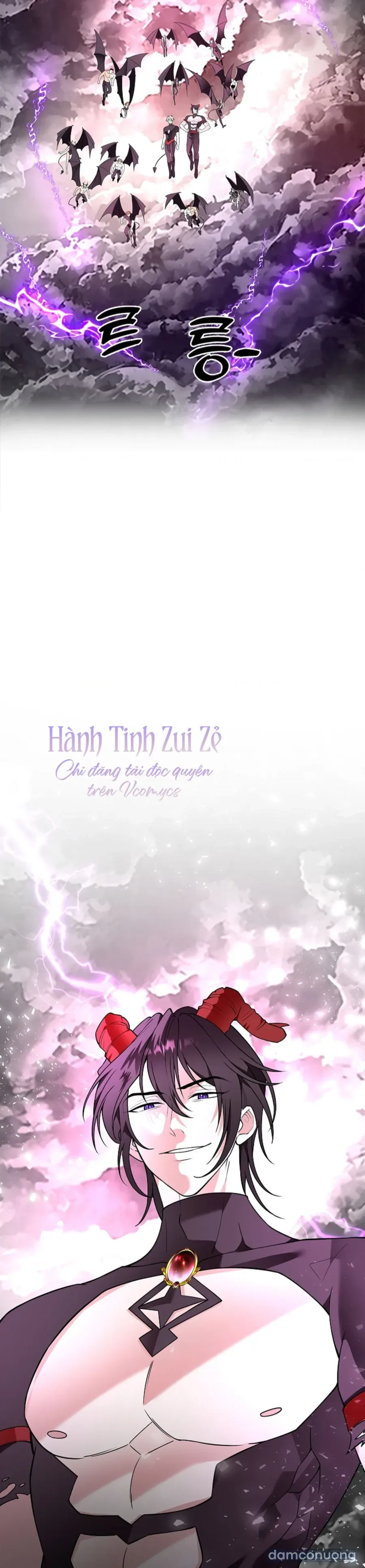 Cánh Hoa Ướt Đẫm Của Thánh Nữ 