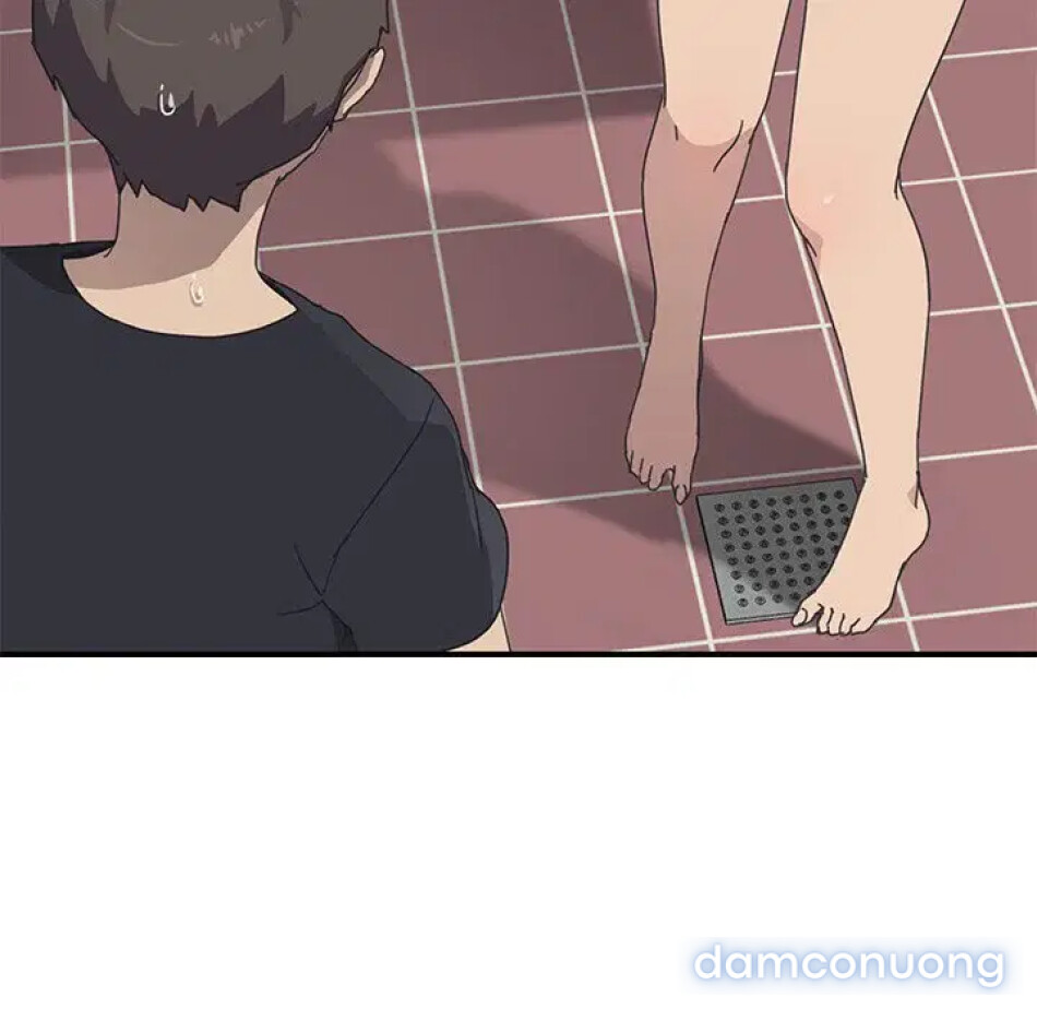Cùng nhà với cô nàng dâm đãng 