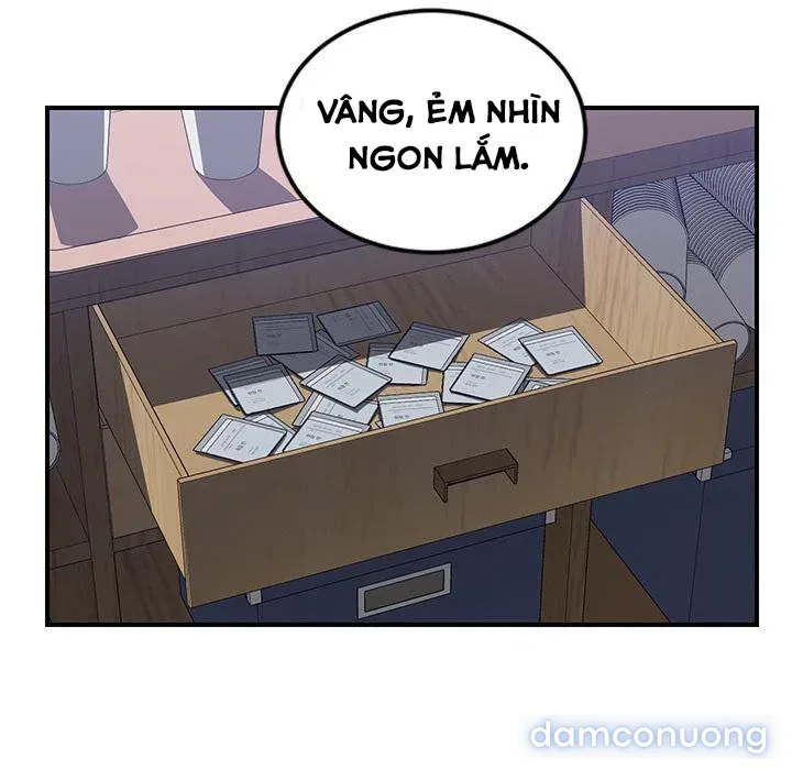 Cùng nhà với cô nàng dâm đãng 