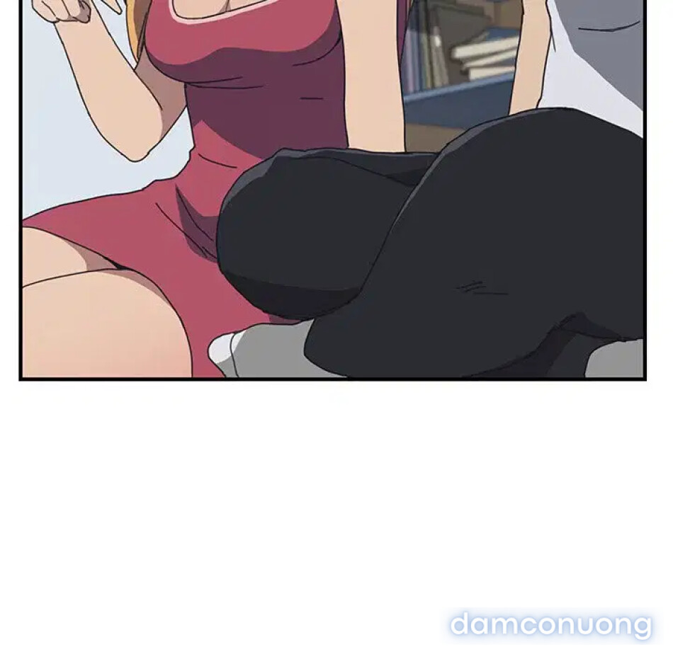 Cùng nhà với cô nàng dâm đãng 