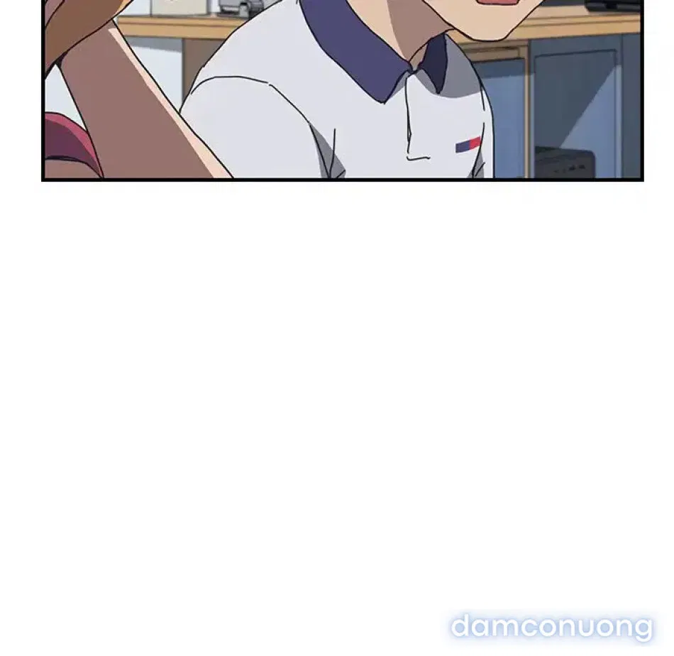 Cùng nhà với cô nàng dâm đãng 