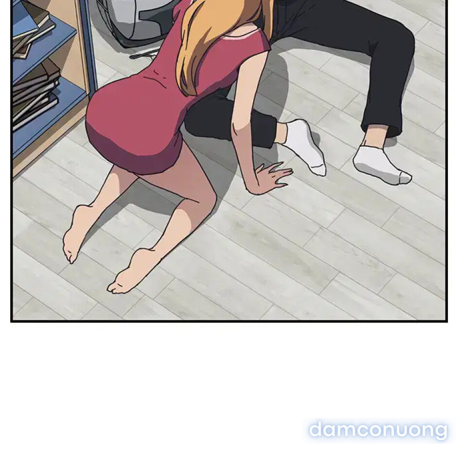 Cùng nhà với cô nàng dâm đãng 