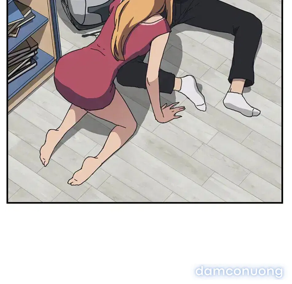 Cùng nhà với cô nàng dâm đãng 