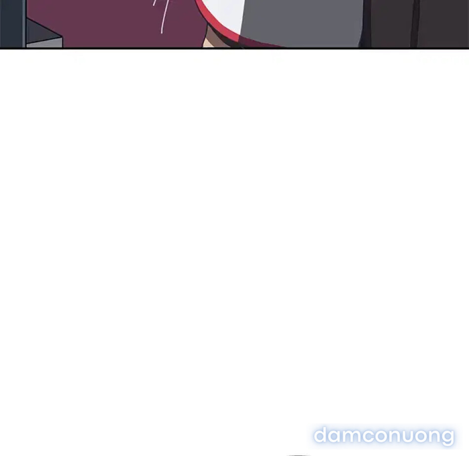 Cùng nhà với cô nàng dâm đãng 