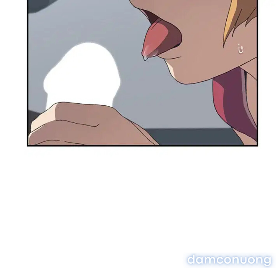 Cùng nhà với cô nàng dâm đãng 