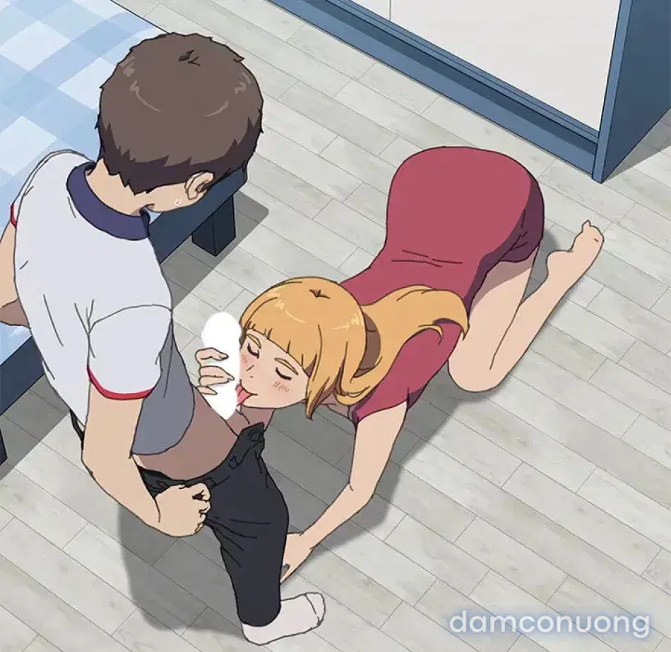 Cùng nhà với cô nàng dâm đãng 