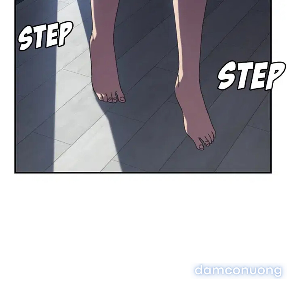 Cùng nhà với cô nàng dâm đãng 