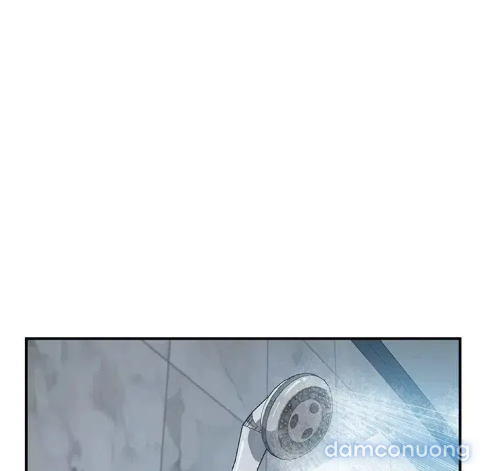 Cùng nhà với cô nàng dâm đãng 