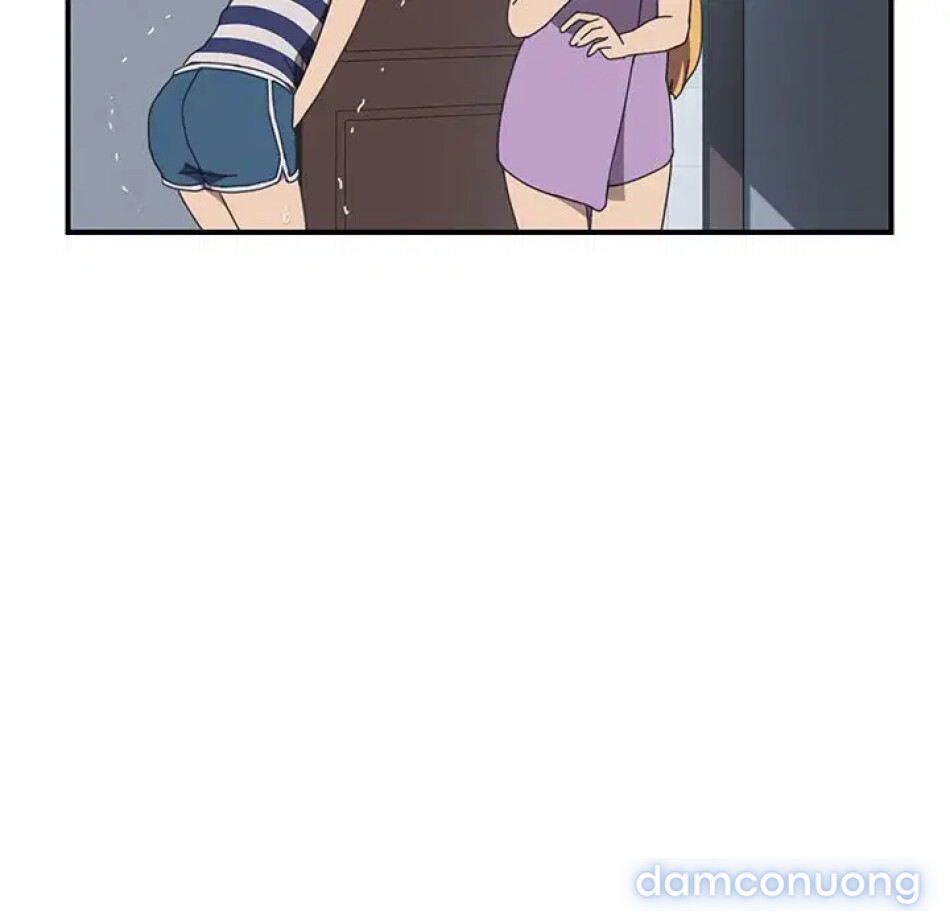 Cùng nhà với cô nàng dâm đãng 