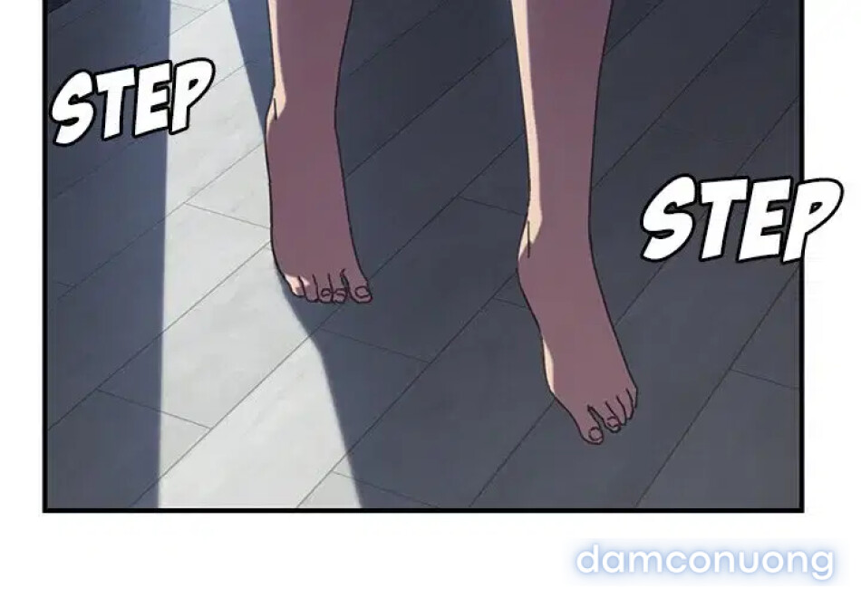 Cùng nhà với cô nàng dâm đãng 