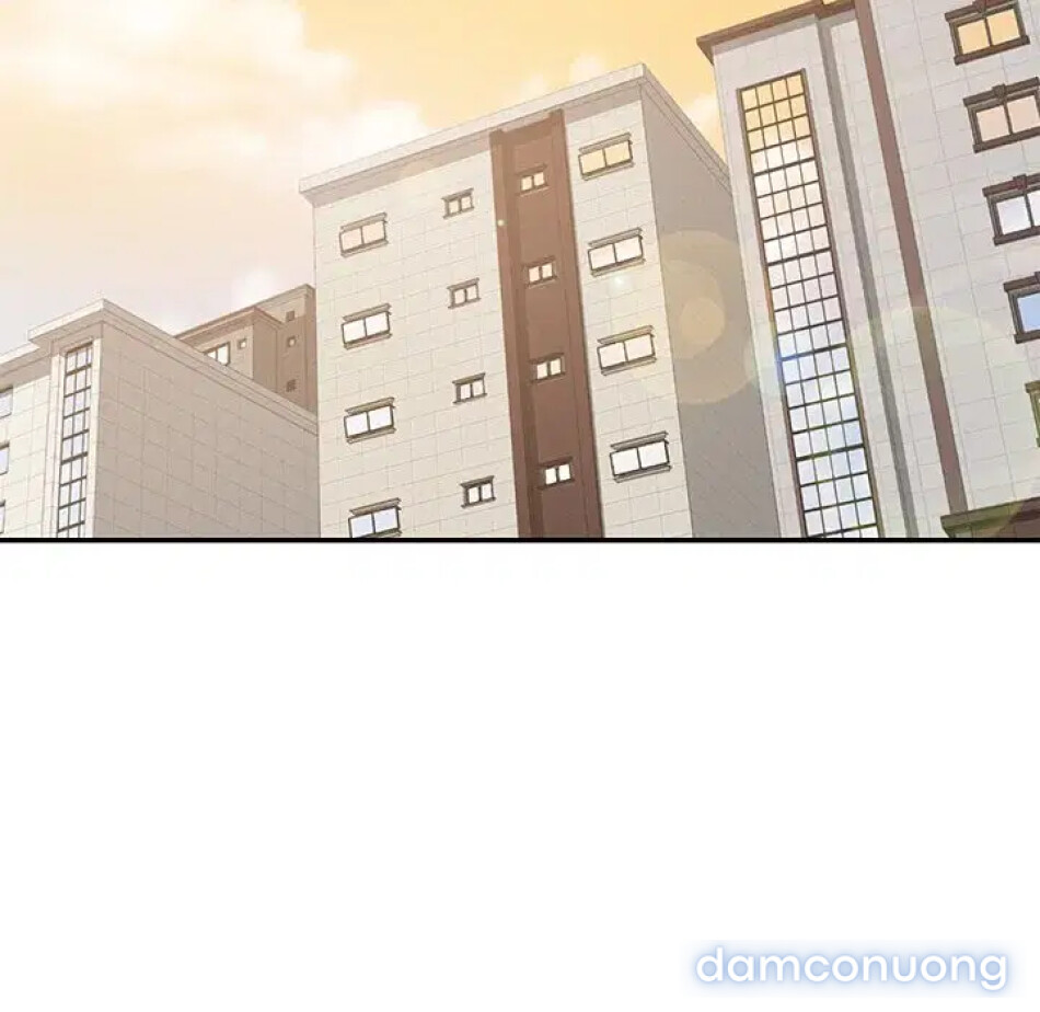 Cùng nhà với cô nàng dâm đãng 