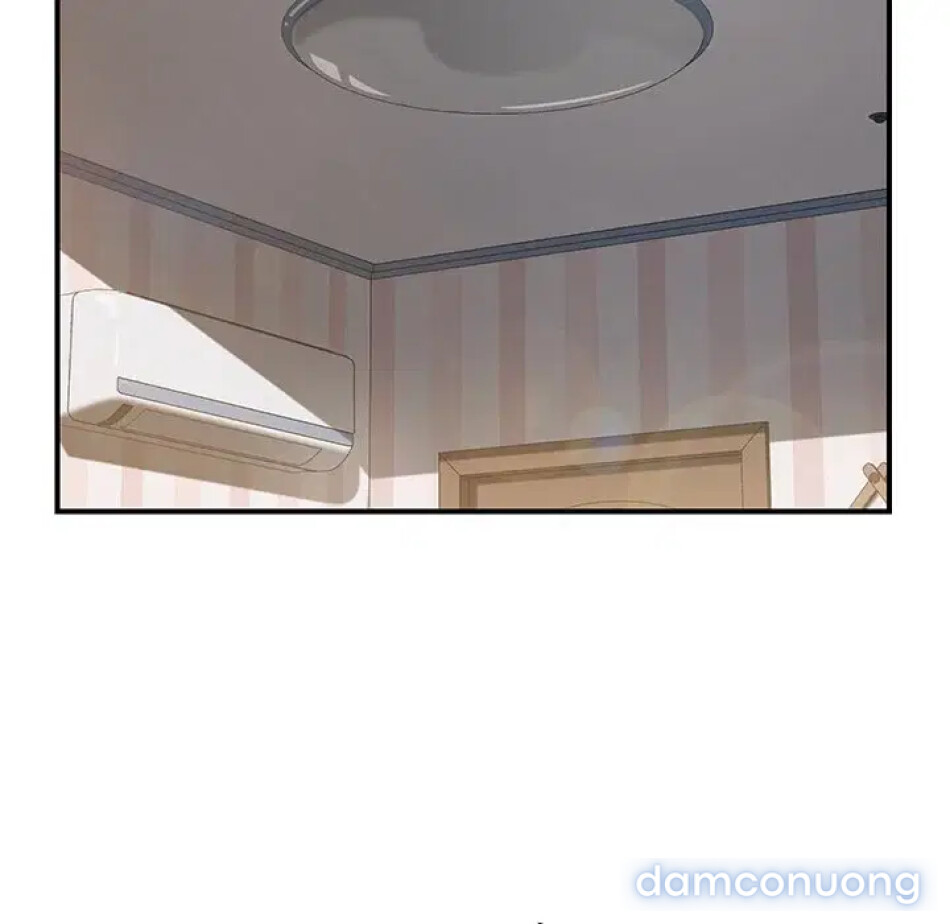 Cùng nhà với cô nàng dâm đãng 
