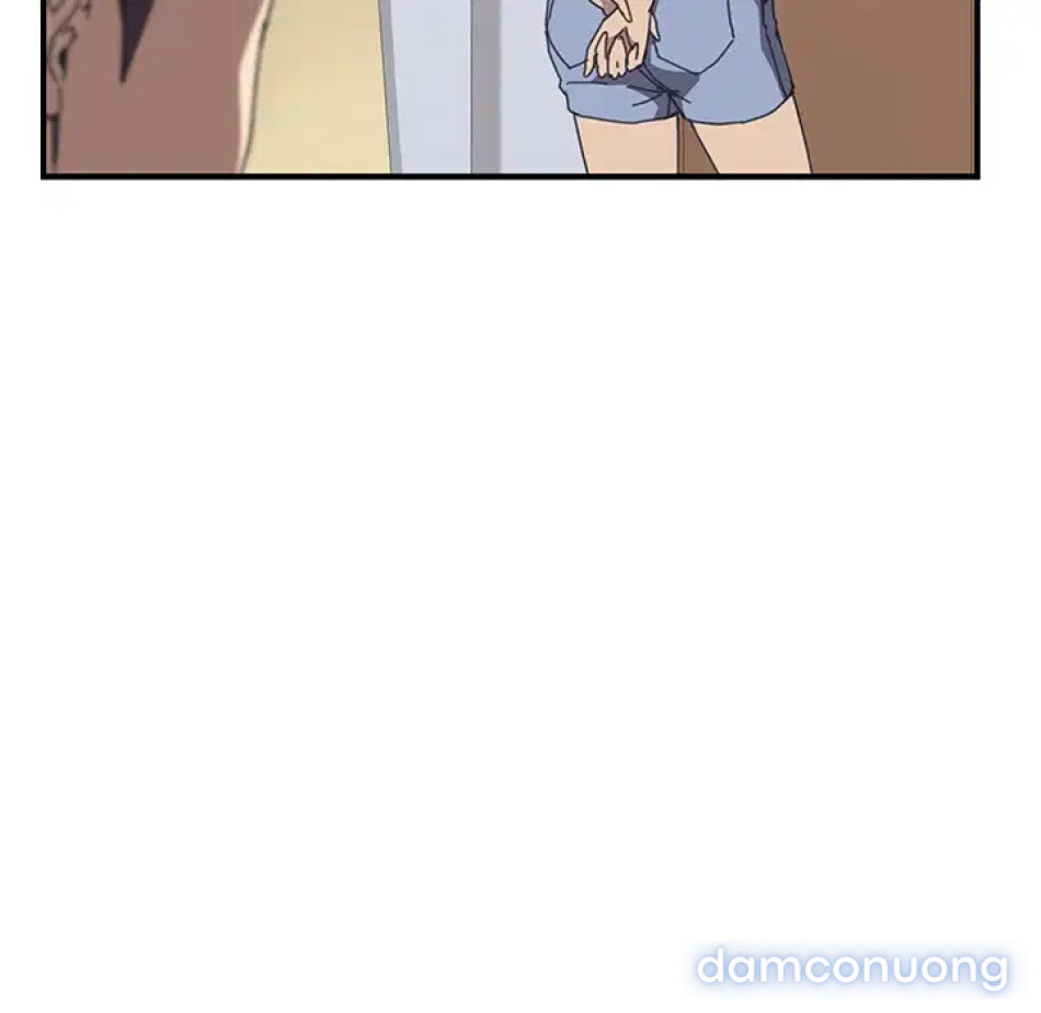 Cùng nhà với cô nàng dâm đãng 