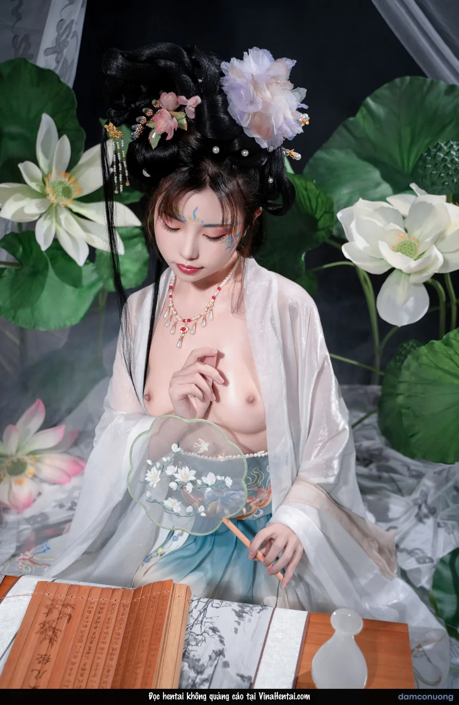 Thanh Liên nữ sĩ 