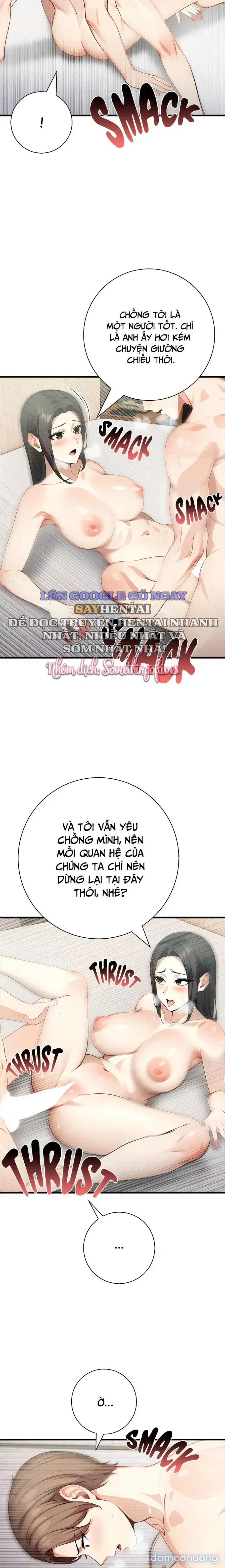 Bí Mật Đường Cong Sau Cánh Cửa Khép 