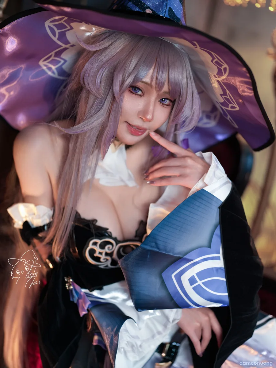 Cosplay The Herta 