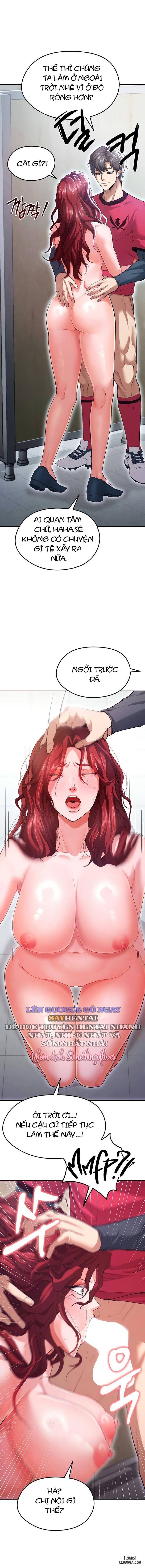 Cô nàng nóng bỏng giỏi bóng đá 