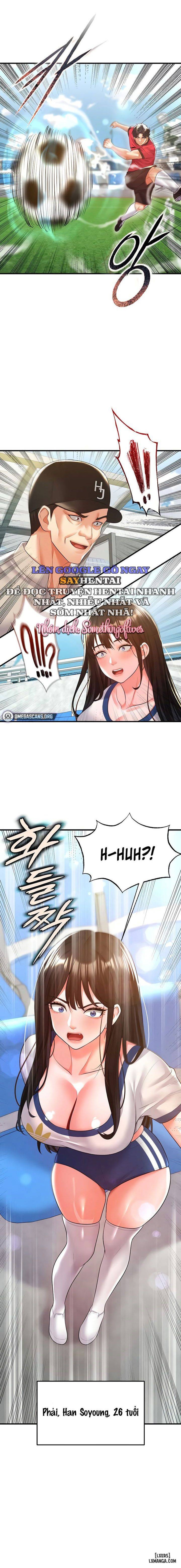 Cô nàng nóng bỏng giỏi bóng đá 