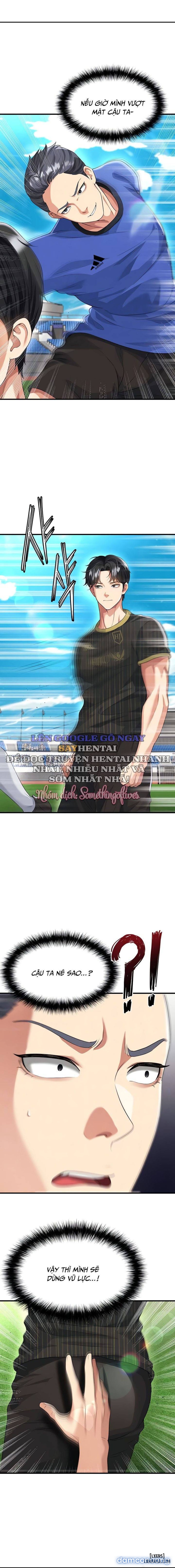 Cô nàng nóng bỏng giỏi bóng đá 