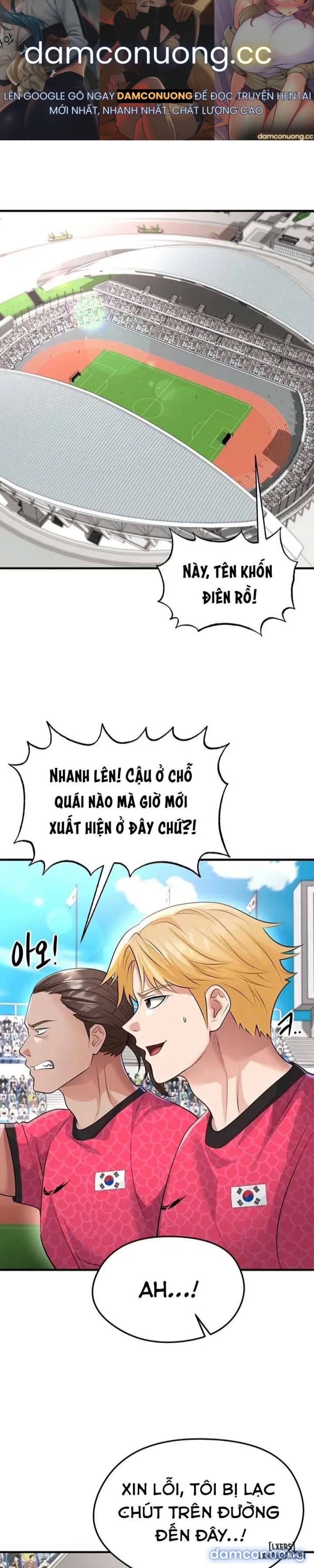Cô nàng nóng bỏng giỏi bóng đá 