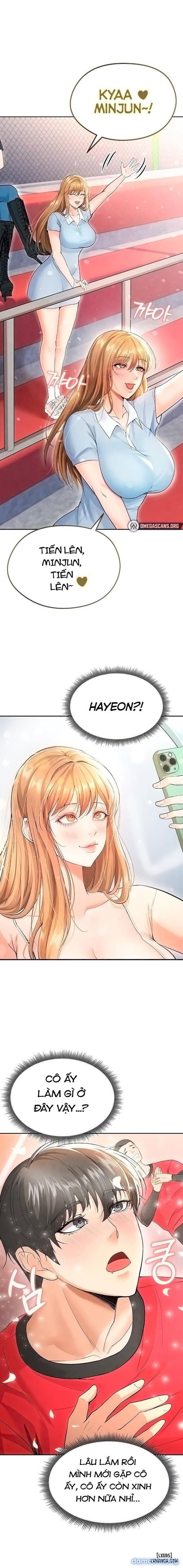 Cô nàng nóng bỏng giỏi bóng đá 