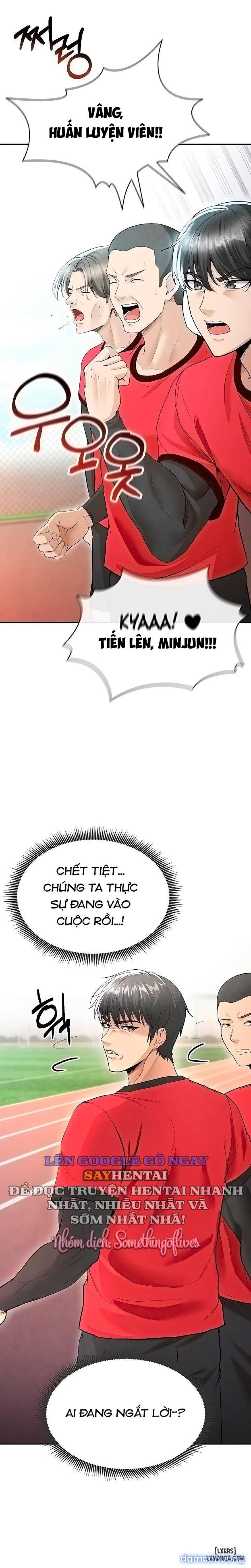 Cô nàng nóng bỏng giỏi bóng đá 