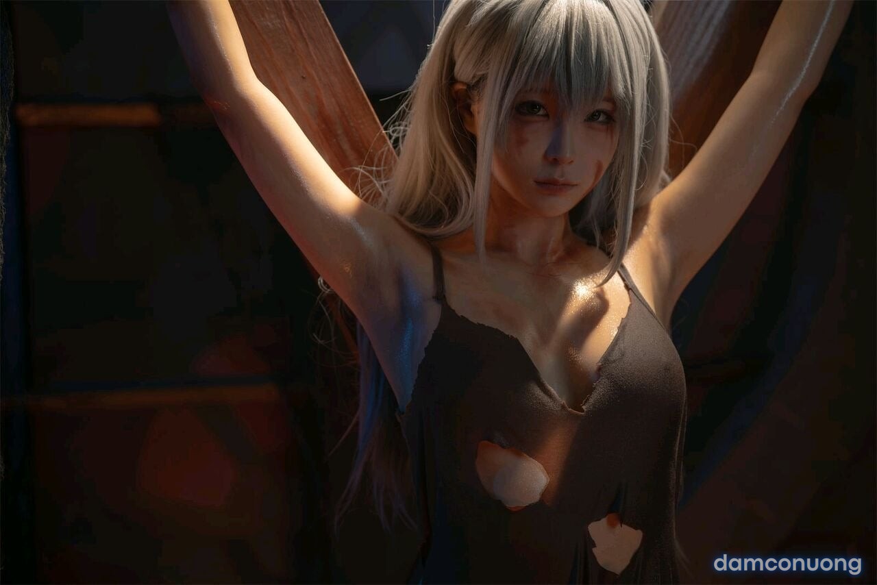 Chun Momo – cosplay nhân vật Sylvie 