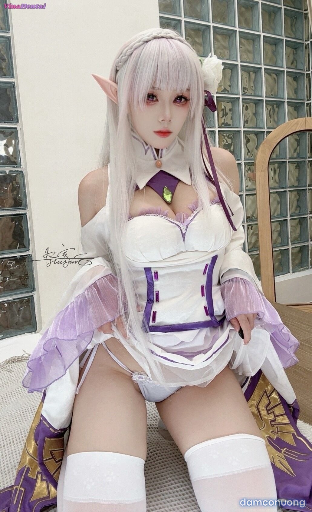 Emilia (Re:Zero) 