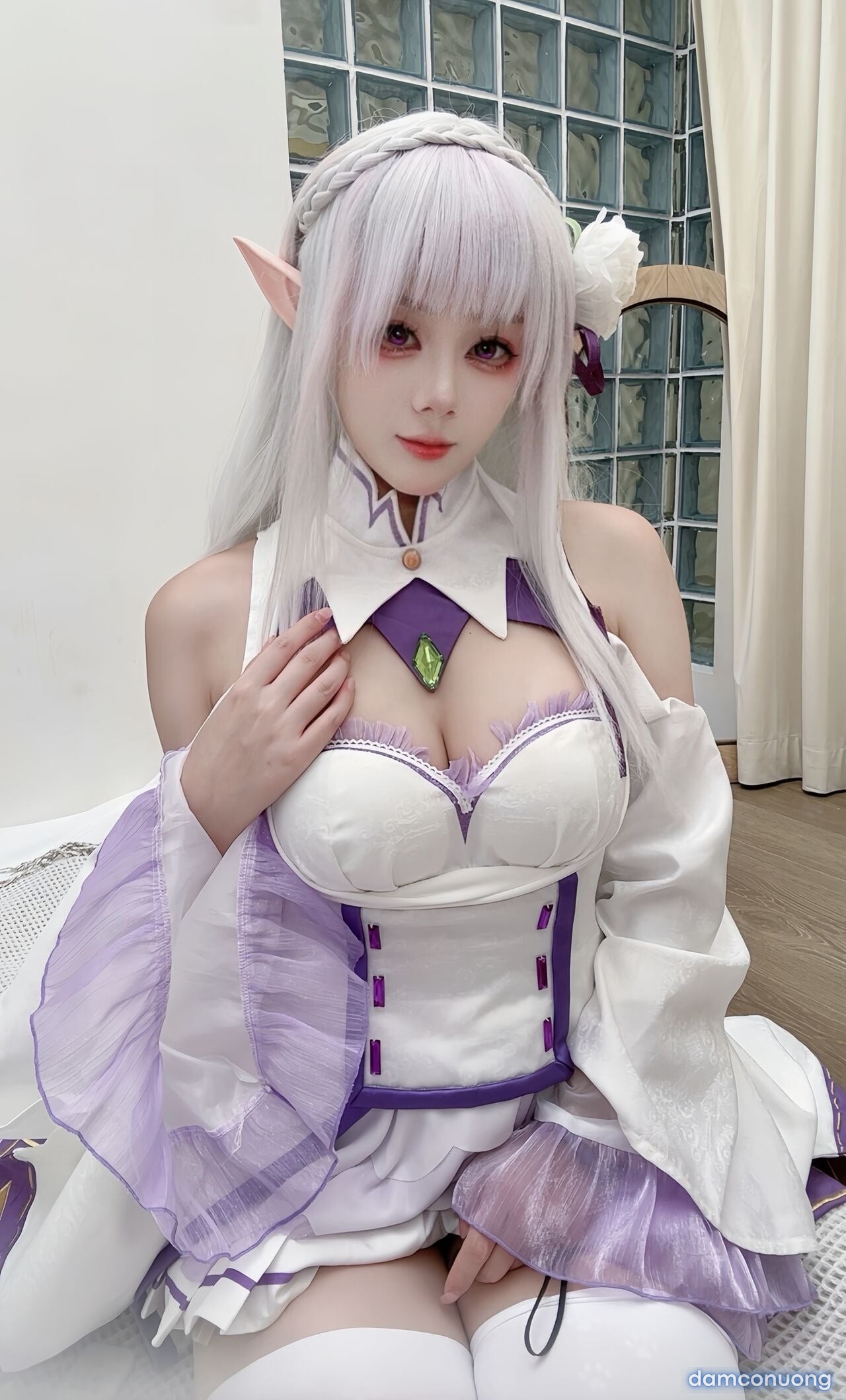Emilia (Re:Zero) 