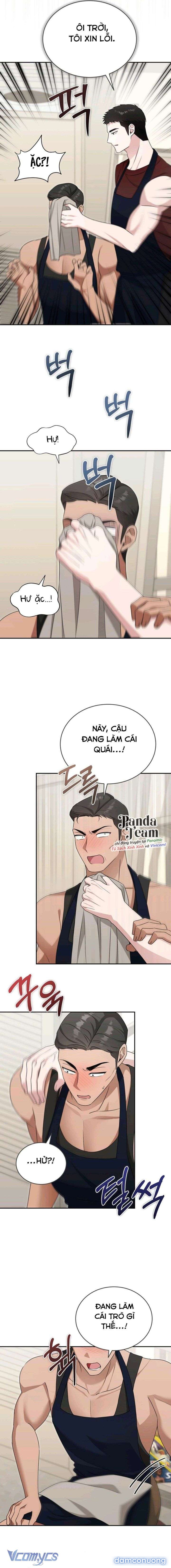 Tuyển Thủ Cứng Nhắc Nhà Bên 