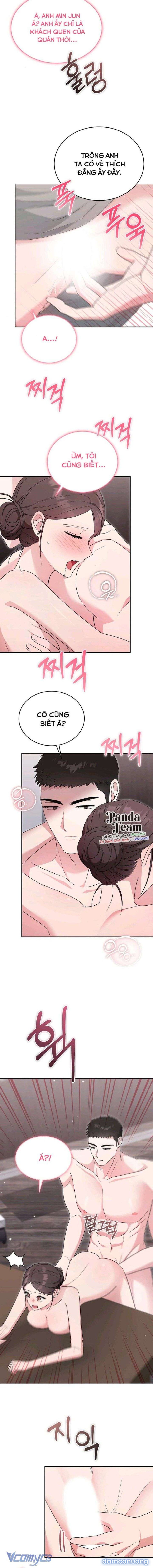 Tuyển Thủ Cứng Nhắc Nhà Bên 