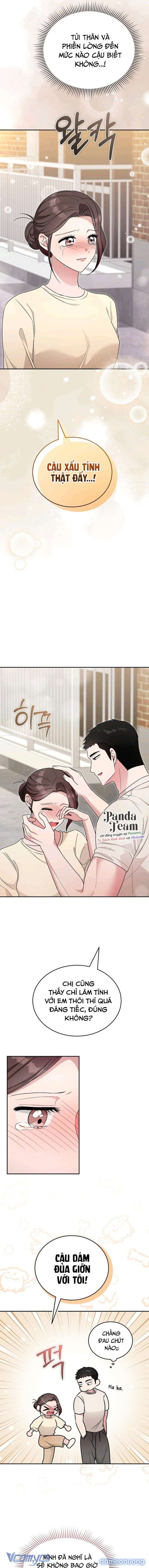 Tuyển Thủ Cứng Nhắc Nhà Bên 