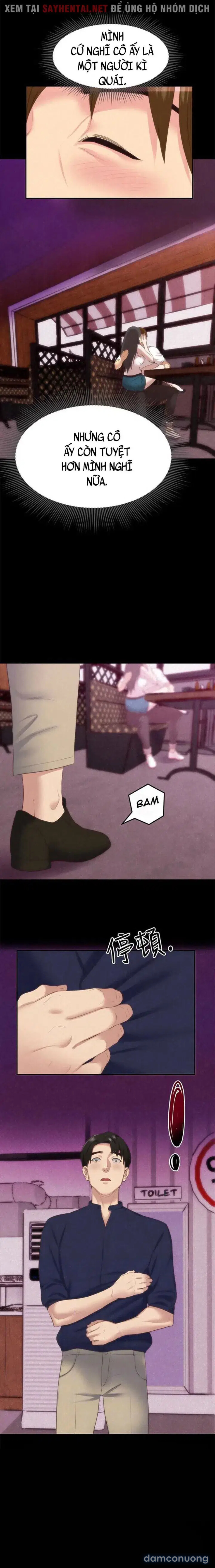 Cô gái nhỏ bé dâm đãng 