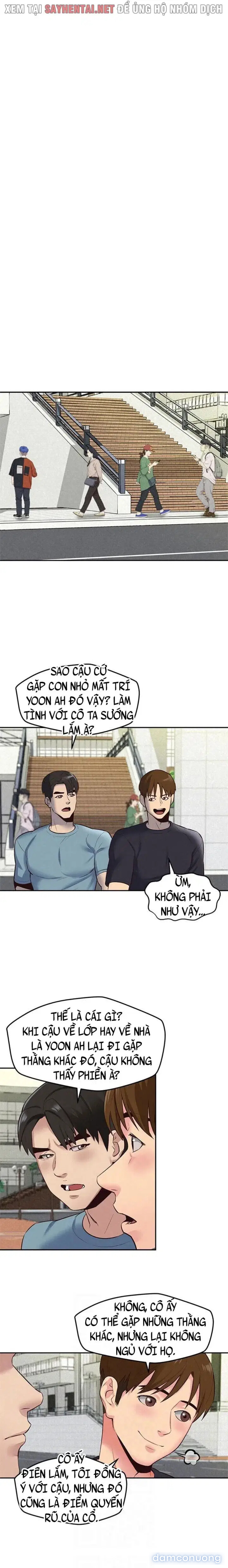 Cô gái nhỏ bé dâm đãng 