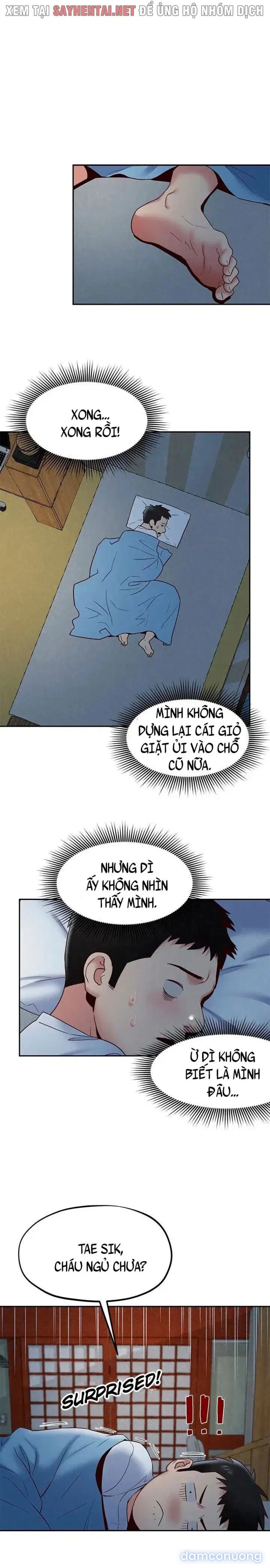 Cô gái nhỏ bé dâm đãng 